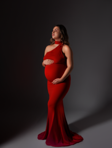 sedinta foto gravide rochie rosie
